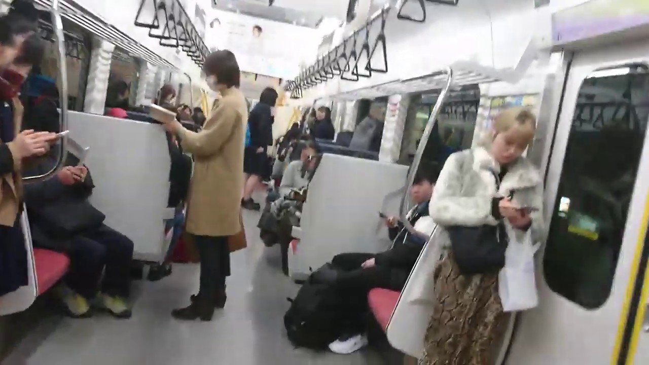 電車にキチガイライフが。。、