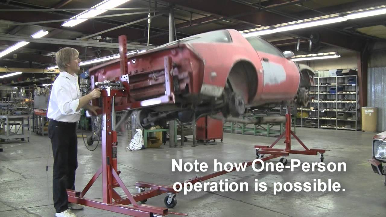 1983 Camaro Z-28 on The Auto Rotisserie with E-Z Spin (demo)