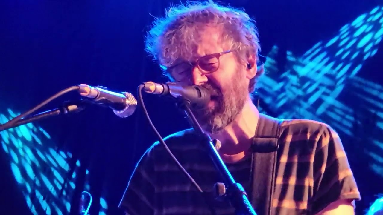 The Notwist: Ship, Into the Ice Age, Oh Sweet Fire, One With the Freaks (Lyrics, K&ouml;ln 2022)
