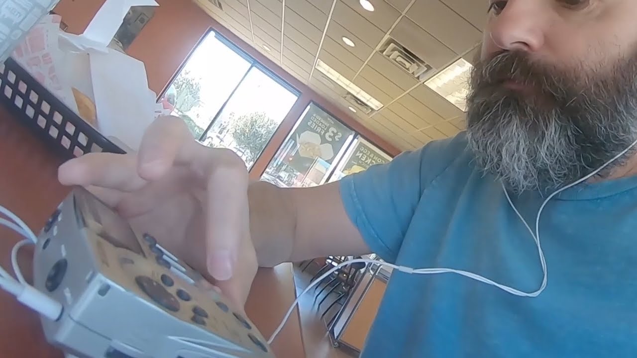 Zoom PS-02 Looping at Jack in the Box