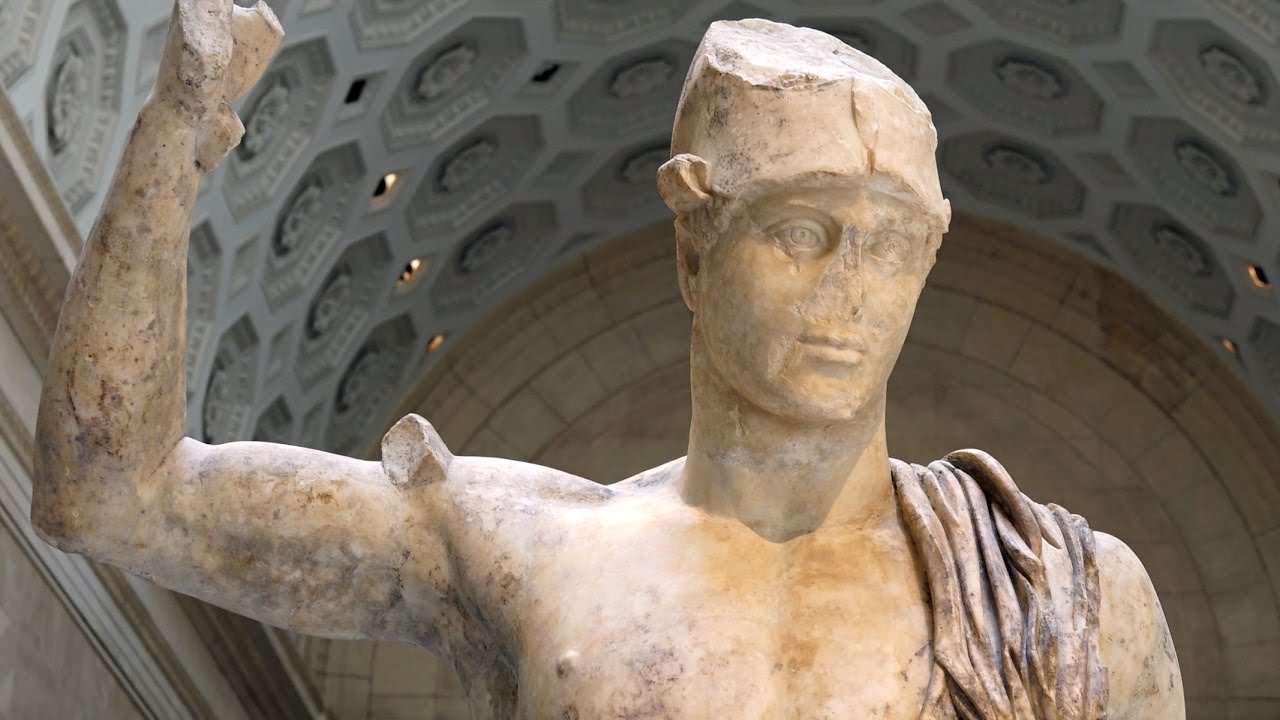The conservator's eye: Marble statue of a wounded warrior