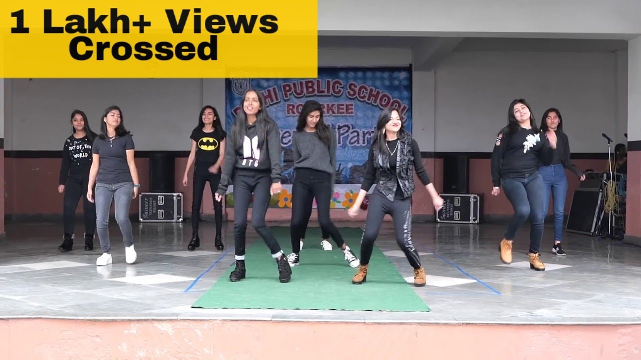 Delhi public school farewell party beautiful girls dance.(Part-1)