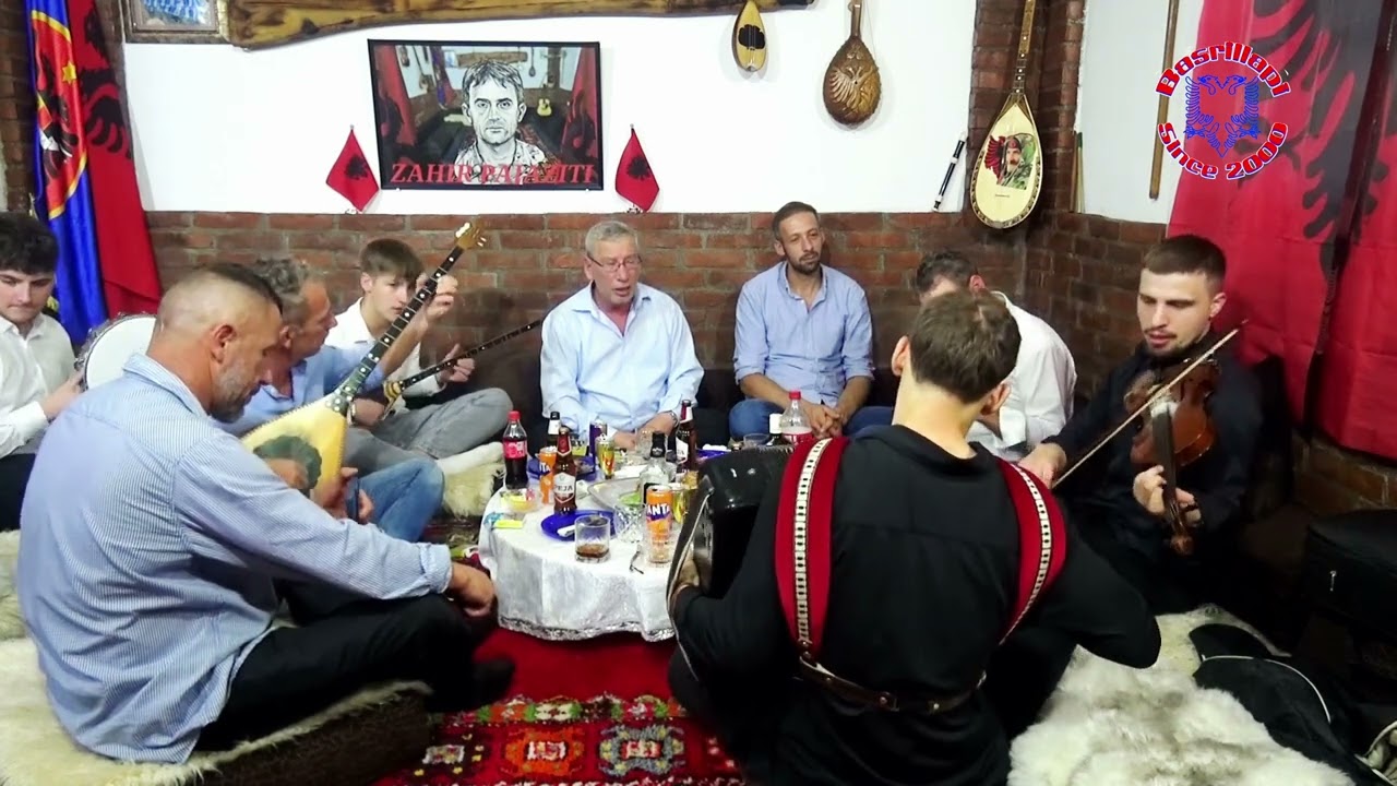 Vllezrit Bajraj  këng popullore, (ashikie )