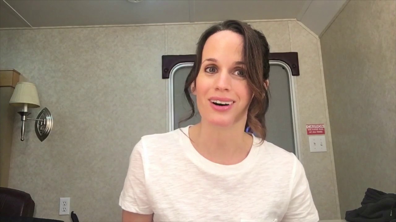 Elizabeth Reaser helps elevate voice of hometown candidates in Michigan!
