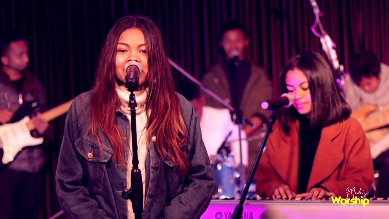 REDIFFUSION LIVE: Friday of praise, Miora Gabriëla & Karine(26/06/20) 1/2