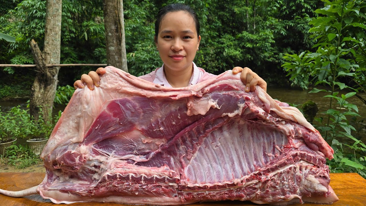 “How to Make 3 Delicious Dishes from Half a Pig – Farm Life In Vietnam