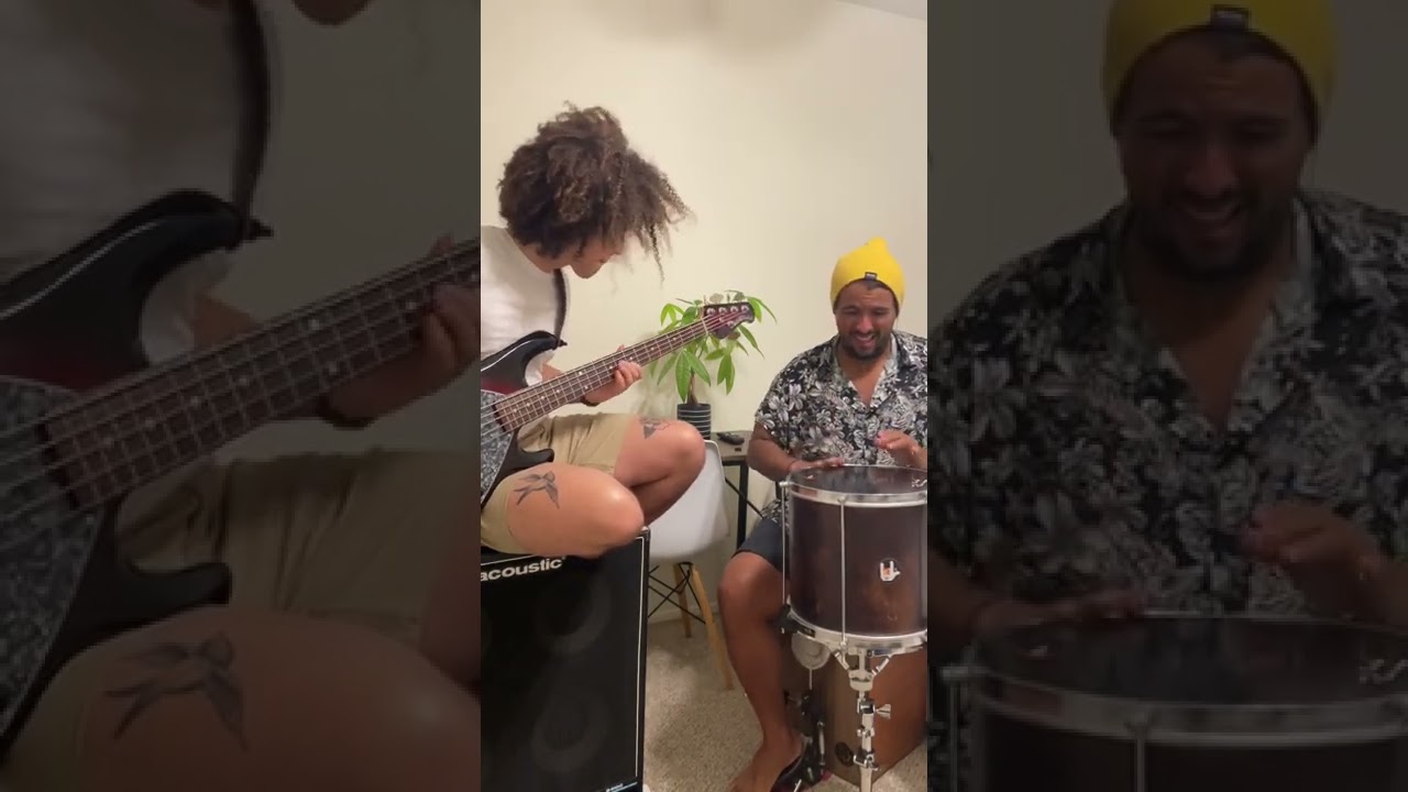 WOOW!! AMAZING LATIN GROOVE!! #bass #music #live #percussion