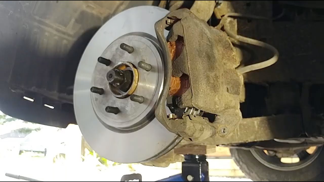 Nissan Navara D40 brake disc, pad and ABS sensor replacement