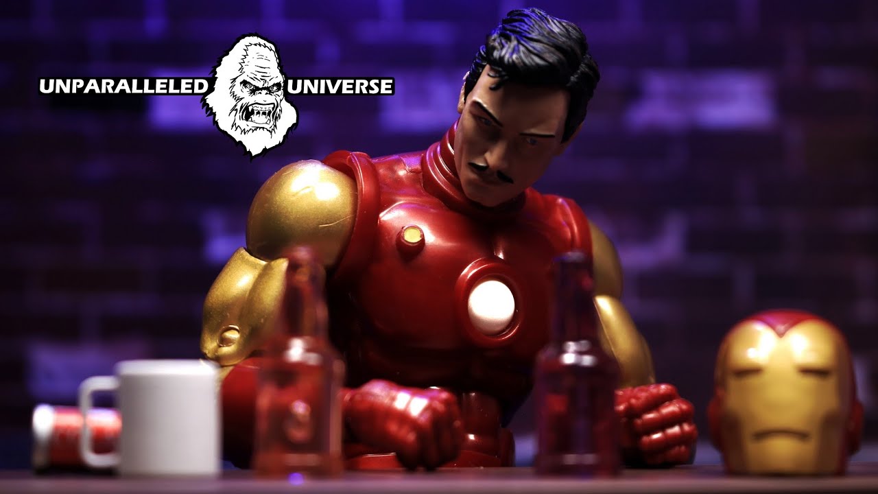 Marvel Legends 80th Anniversary Iron Man Action Figure Review
