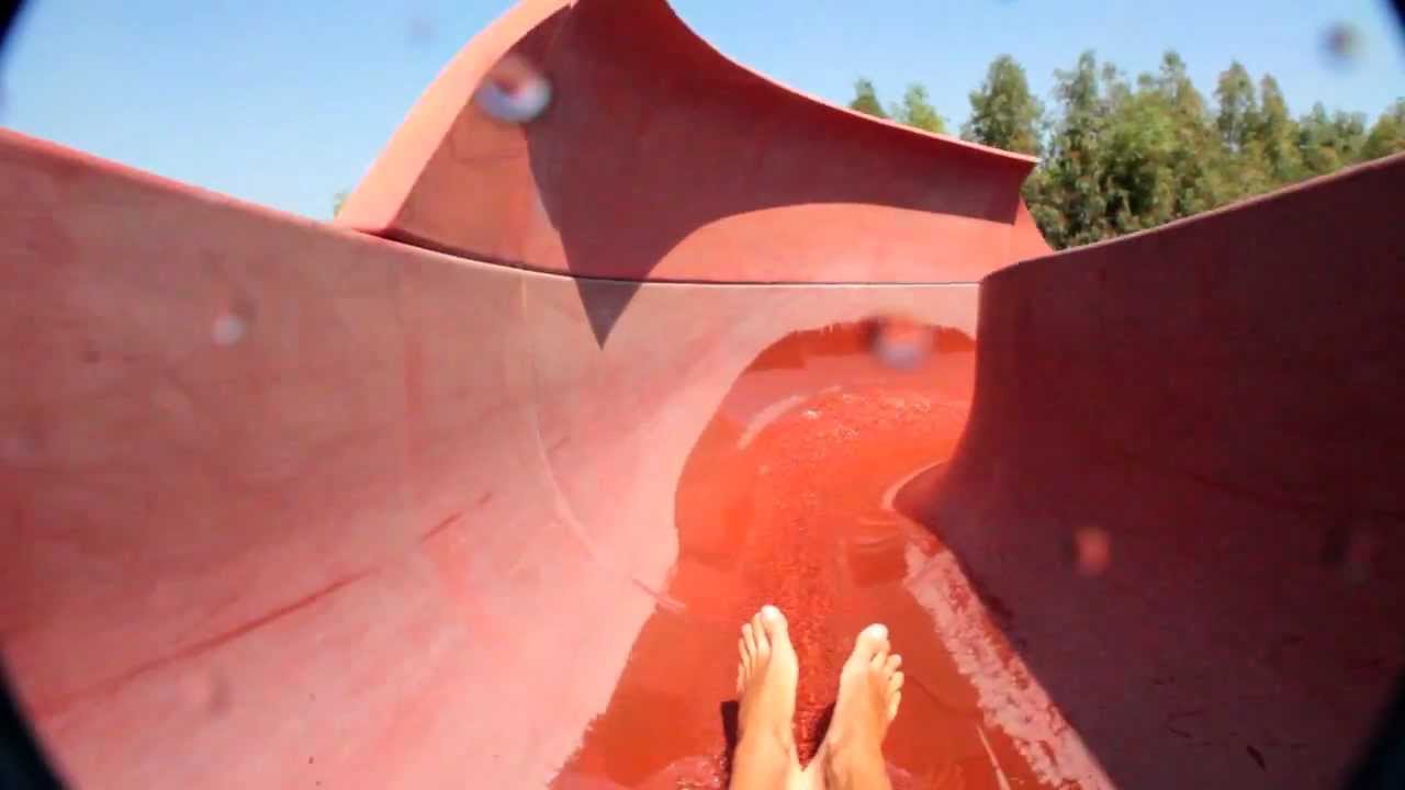 Scivolata sul Toboga - Aqualand del Vasto