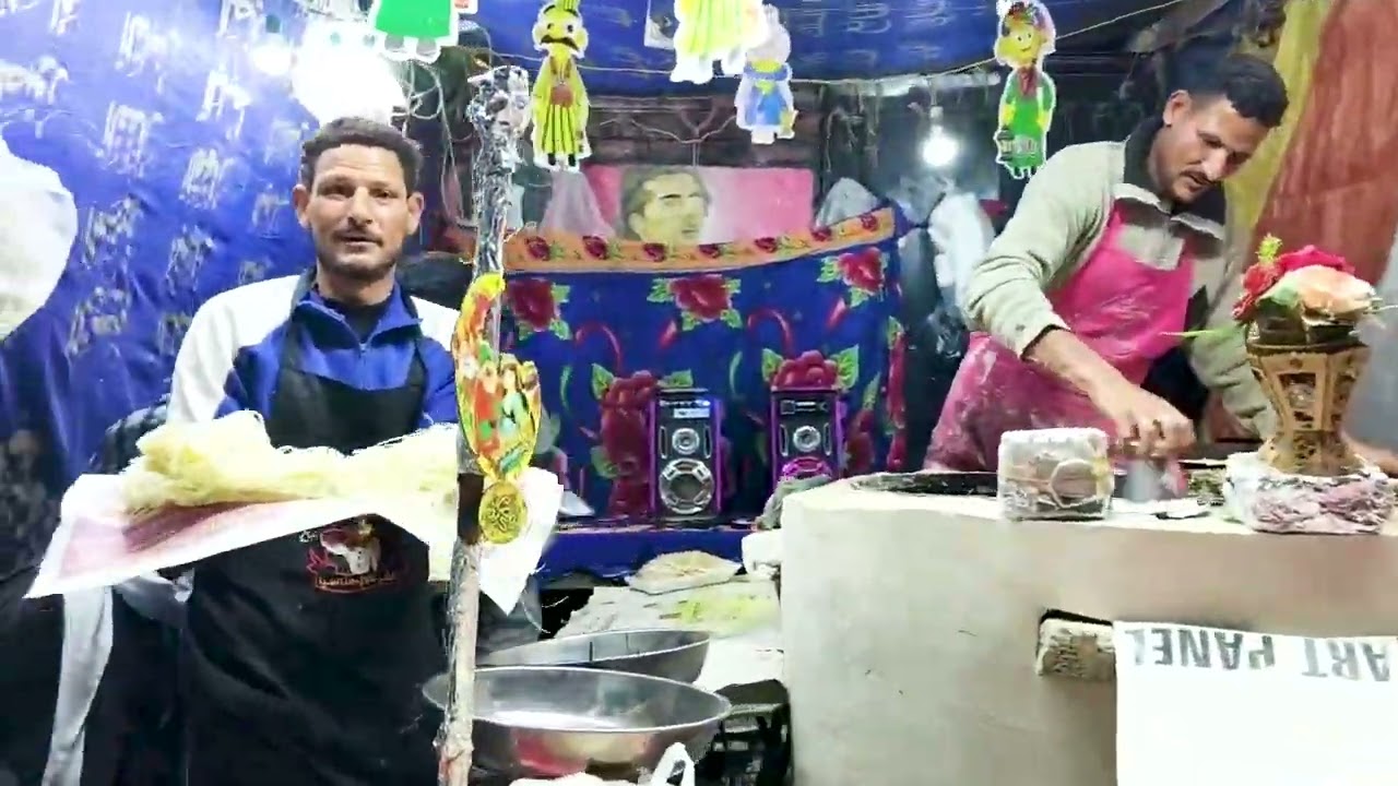 رمضان عندنا حاجه تانيه والزينة والناس في الشارع حاجه تفرح  كل عام وانتم بالف خير رمضان كريم