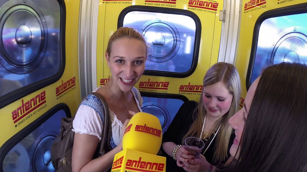 Die Antenne Interviewbox beim Gösser Kirtag in Leoben