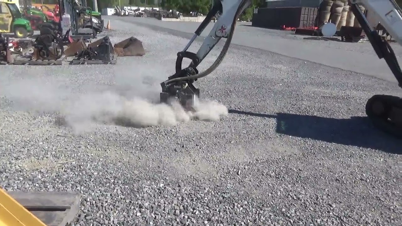 Bobcat PC30 Vibratory Plate Compactor Head Shaker For Bobcat Mini Excavator For Exchange For Sale !!