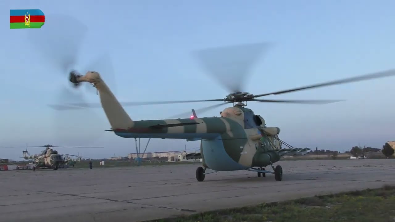Hərbi pilotlar təlim-məşq u&ccedil;uşlarını icra ediblər