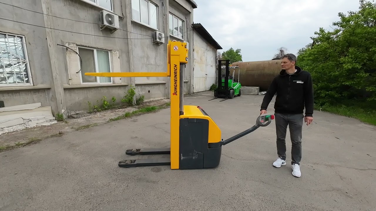 Штабелер Jungheinrich EJC216 2006р.