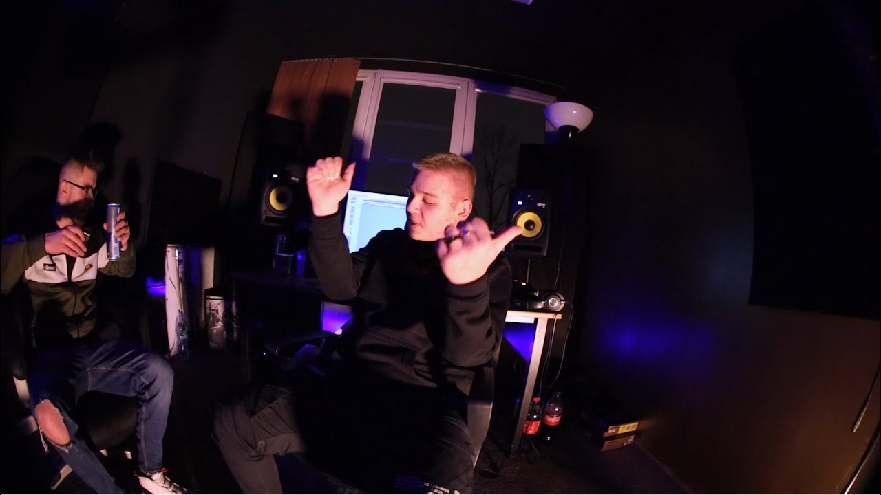 Krzaquu - 042 (prod.p.guv) (RAP ONESHOT)