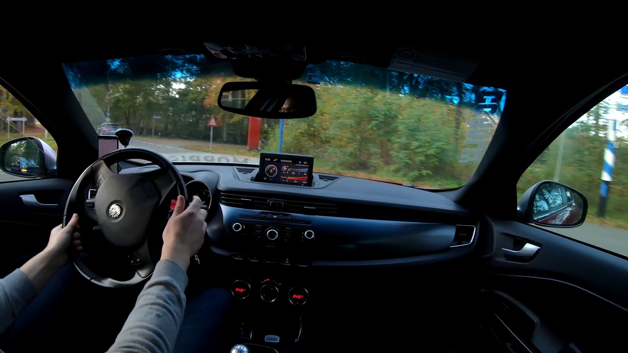 Loud cars - tour- Part 2- driving in Alfa Romeo Giulietta QV