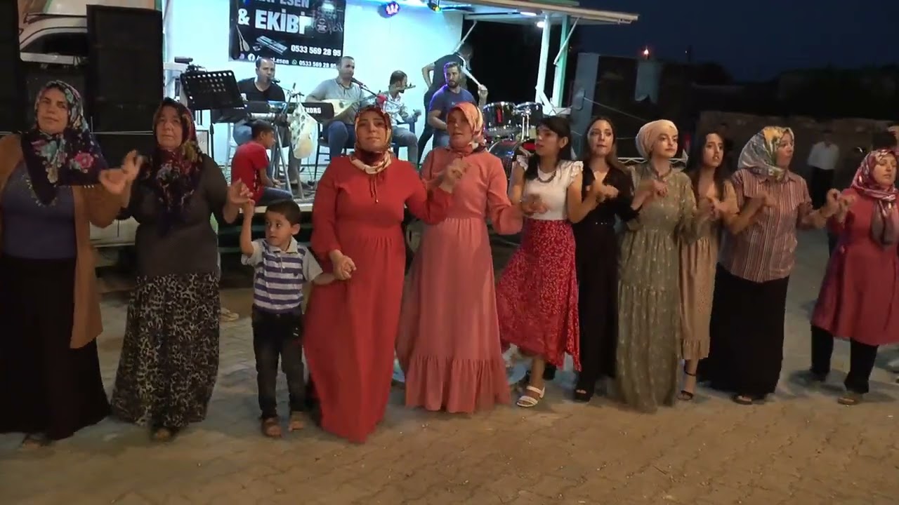 KAMERAMAN SELAMİ FARKIYLA ARDIL KÖYÜ ASKER GECESİ 2
