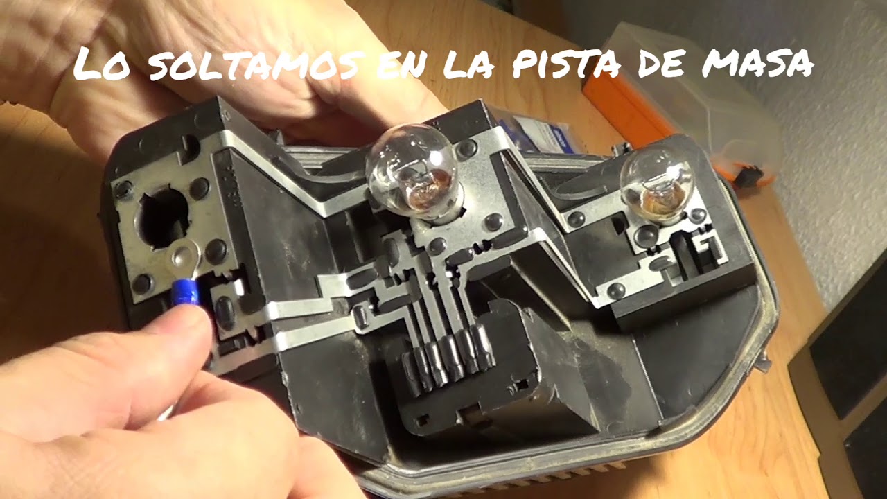 Reparación de masa faro trasero Peugeot 407 lámparas defectuosas