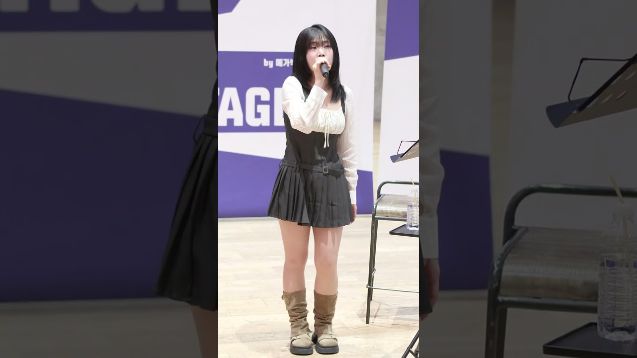유잉 U ING 메가박스 코엑스 스퀘어 광장 직캠 Fancam 260201 8 1