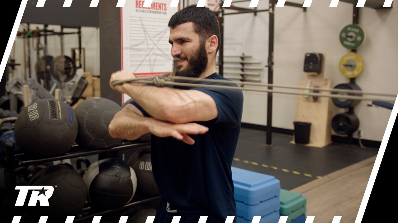 The Unique Training Artur Beterbiev Does Before he KO's His Opponents | Beterbiev vs Yarde Sat ESPN+