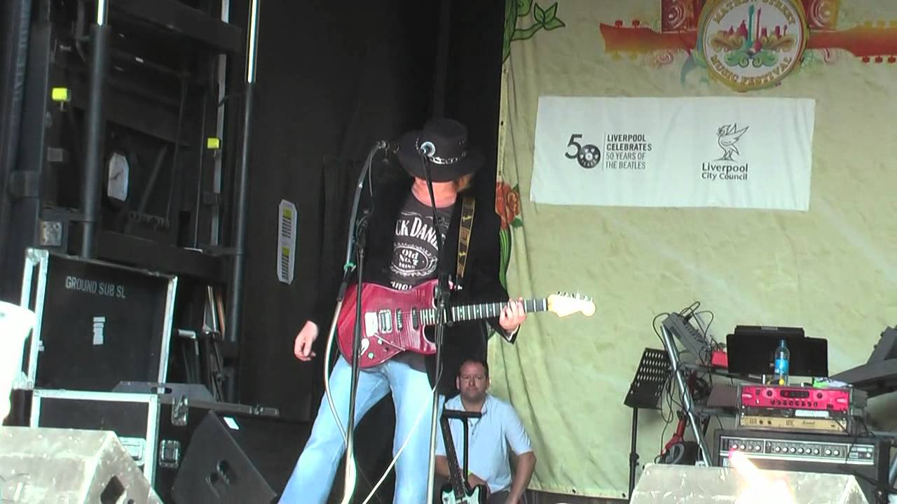 Bon Jovi Experience - Livin' on a Prayer - Mathew Street Festival 2012