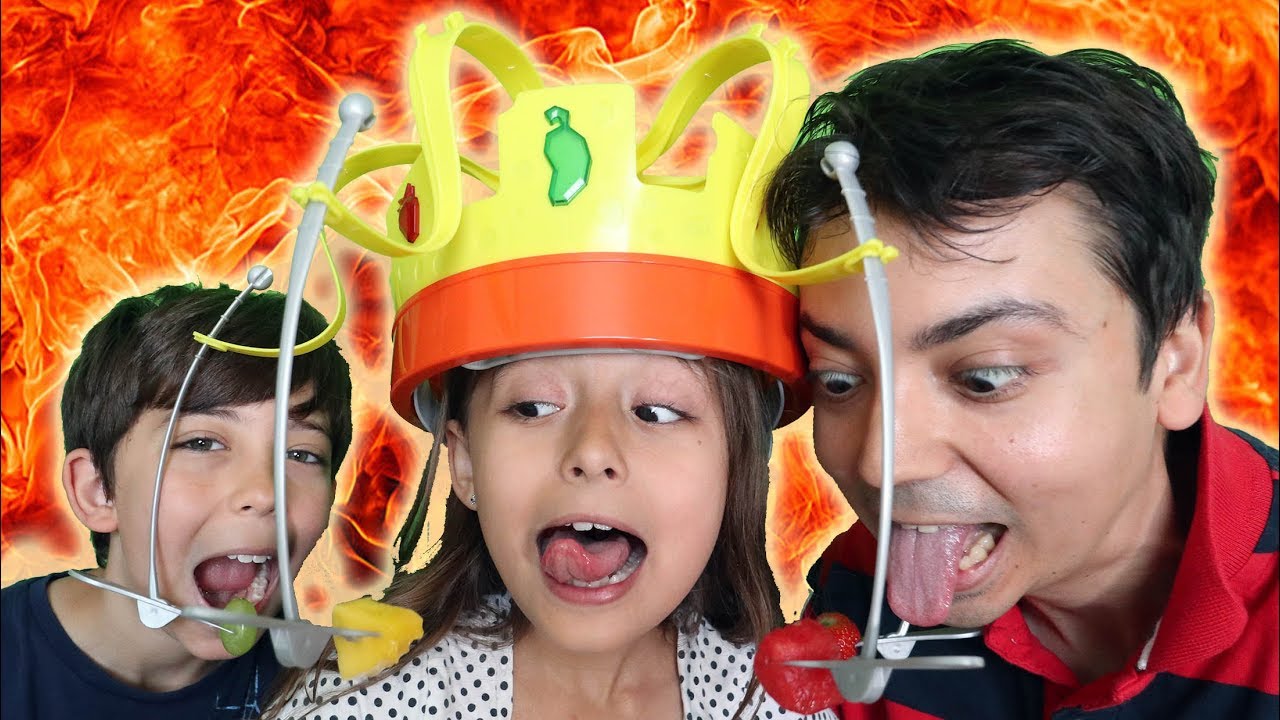تحدي الأكل الطائر - CHOW CROWN