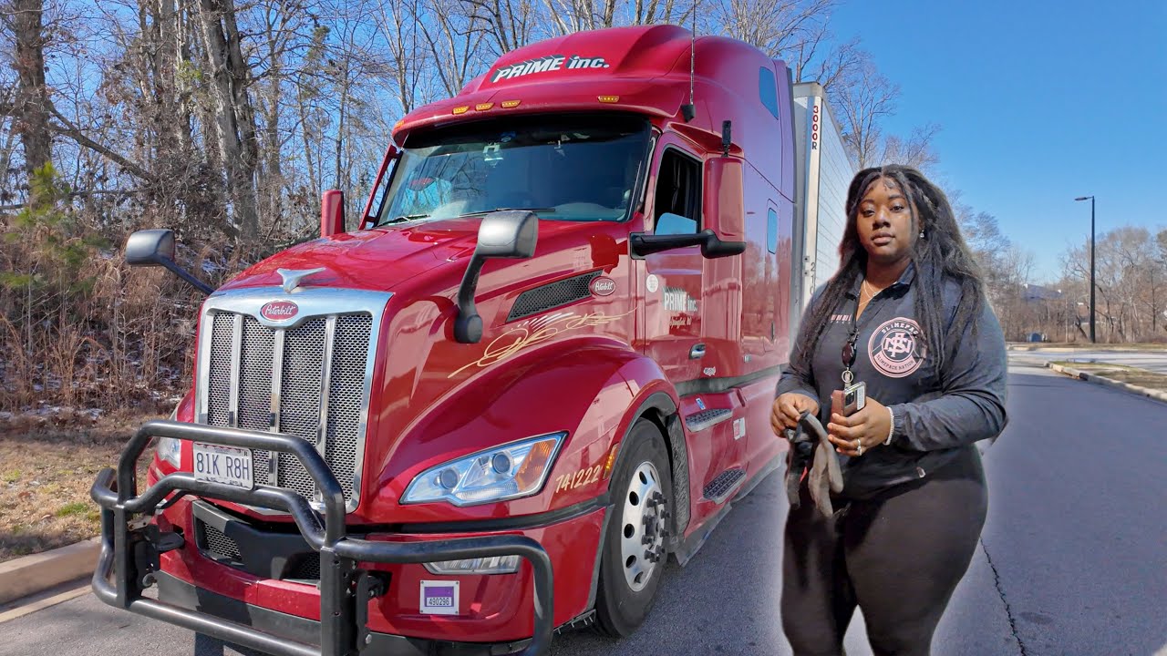 YARD GUY TRIED TO BULLY ME OVER A SPOT! FEMALE TRUCKER NOT BACKING DOWN 