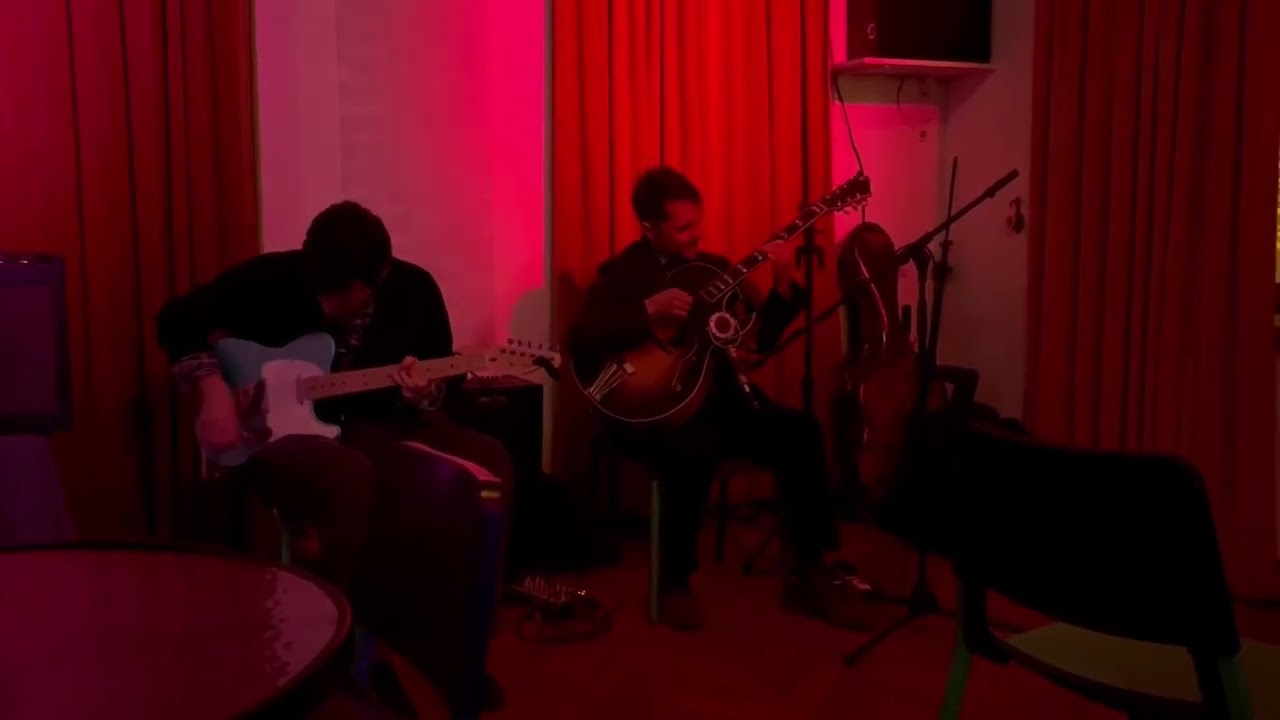 Timeless Conversations cu Andrei Rotariu și Răzvan Cipcă. La Zadar Bar