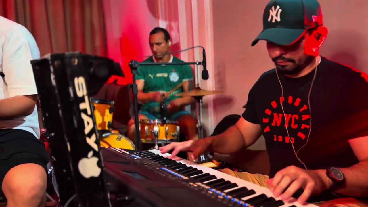 Lose Control - Teddy Swims | Cover por Nando Ribeiro