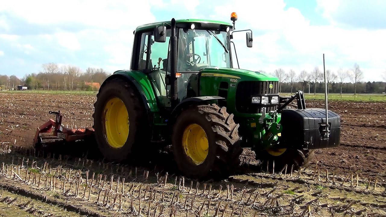 John Deere 6230 met Evers cultivator