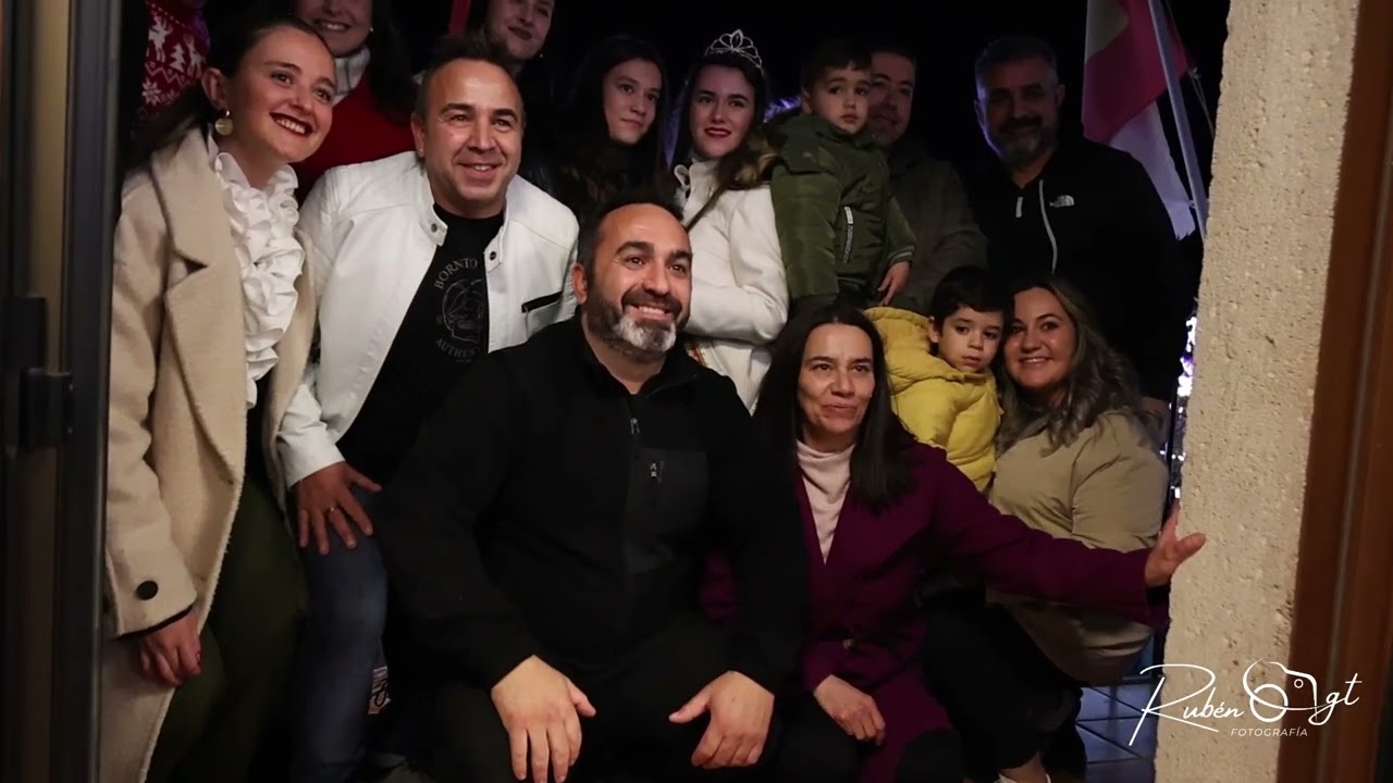 Villaca&ntilde;as inicia la Navidad con el encendido de luces protagonizado por la hosteler&iacute;a local