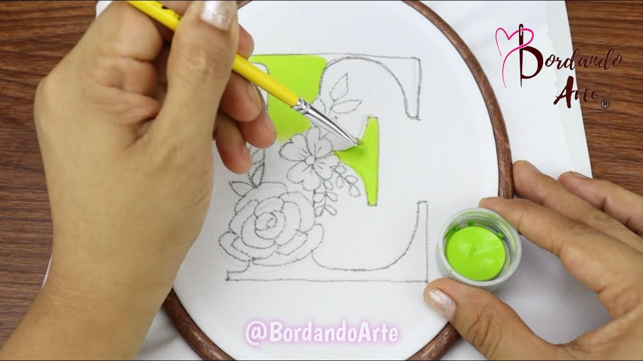 BORDADO A MANO Y PINTURA TEXTIL LETRA E | HAND EMBROIDERY AND TEXTILE PAINTING LETTER E