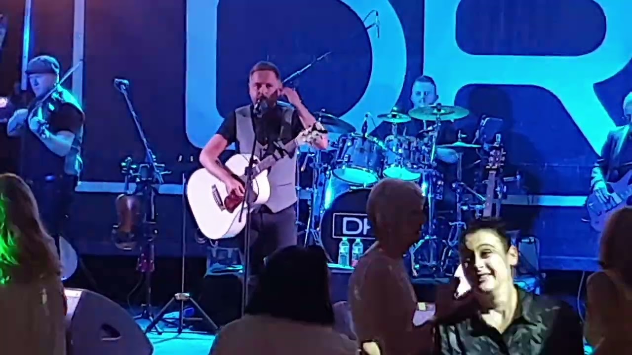 Derek Ryan dance at the Leeds Irish Centre(4)
