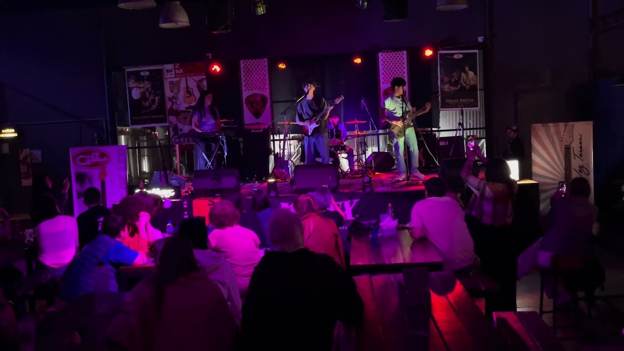 Cheques - Último Apolo 22/9/24 23 Rios full manija festival
