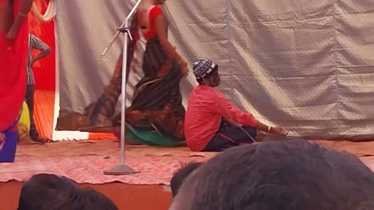 काला देव की कॉमेडी। 
