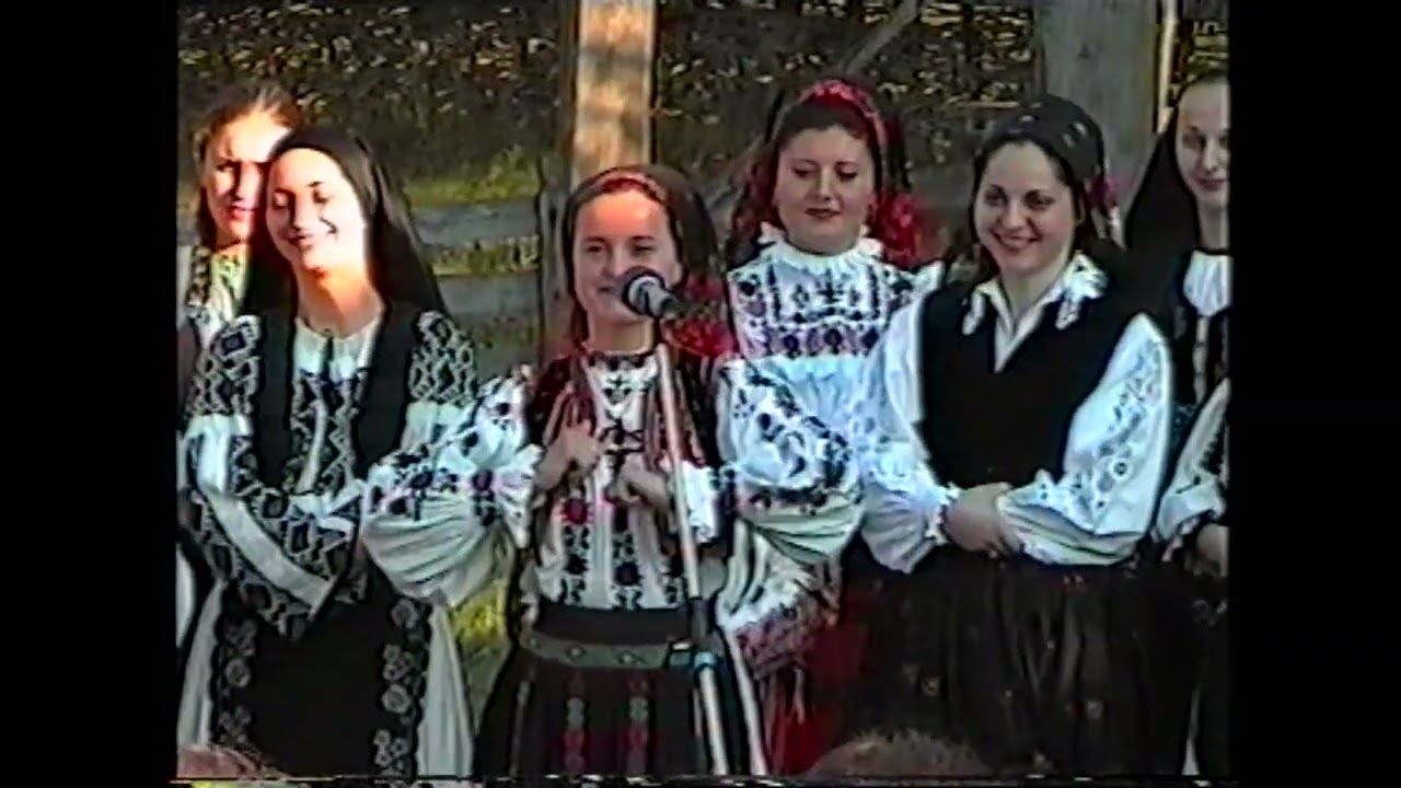 Ansamblul ICOANE, Veronica Macarie Moldovan – Badea cu ochii de mure; Bratca, BIHOR