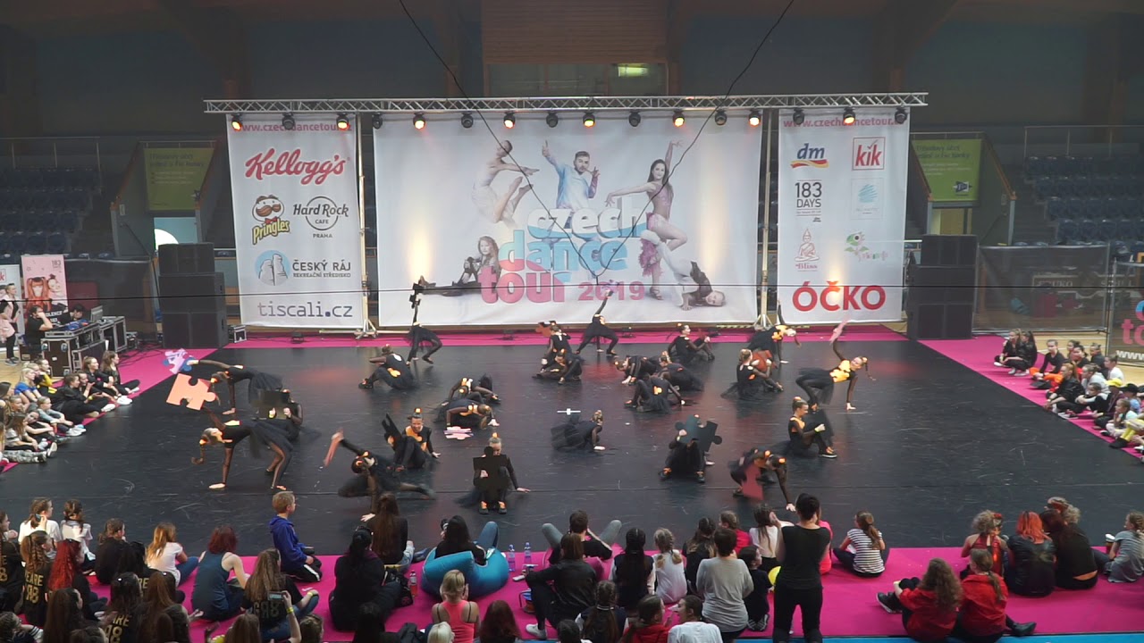 39. Sportovní taneční klub 6dance - Puzzles