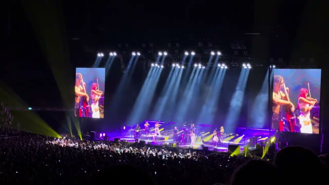 Moby - In my heart (live at the O2 Arena, London, 19 Sept 2024) 4K
