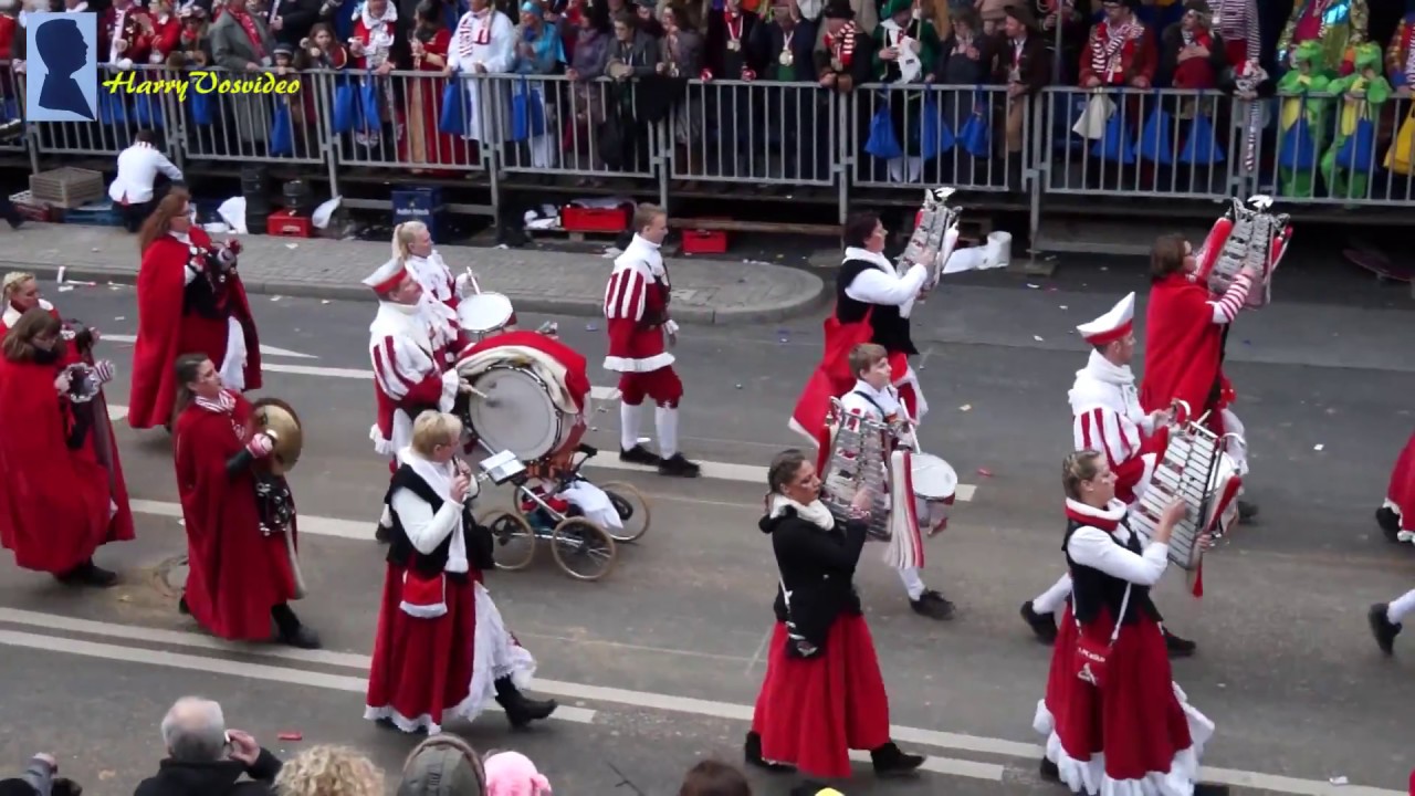 rosenmontagszug köln 2017