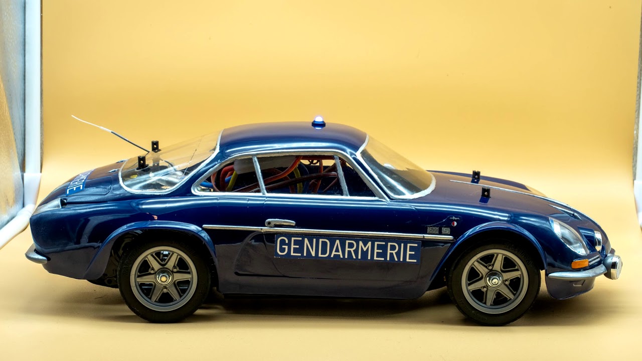 Tamiya M06-Chassis Lowride Pumpkin & Renault Alpine A110