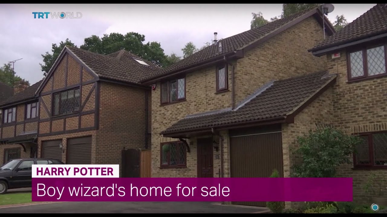Showcase: Harry Potter's childhood house for sale