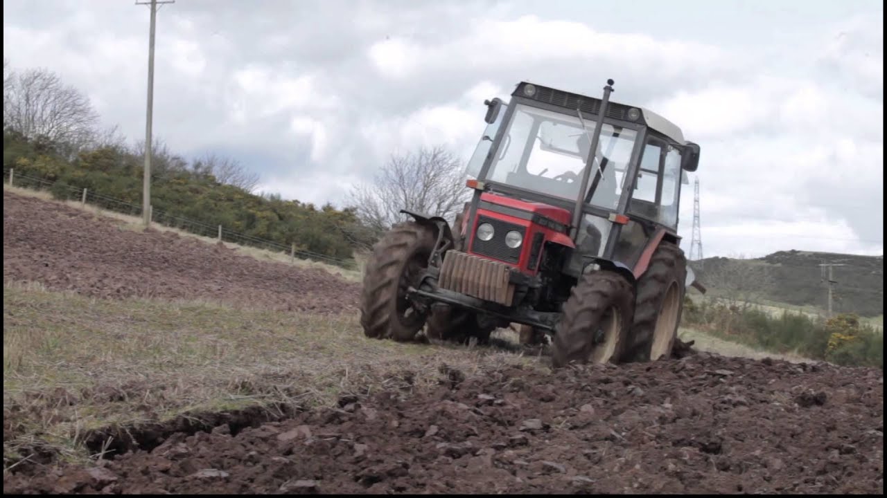 ZETOR 7745 TURBO TRACTOR WITH KRONE PLOUGH