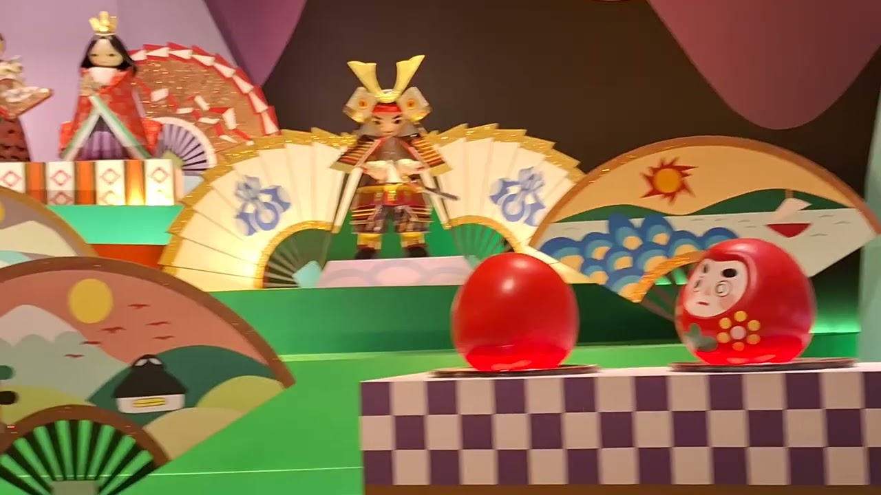 Tokyo Disneyland - Its the small world ride