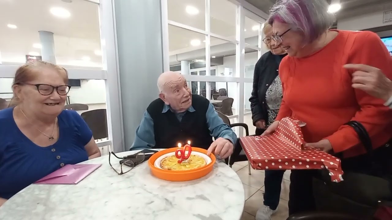 EL JORDI HA FET 90 ANYS FELICITATS