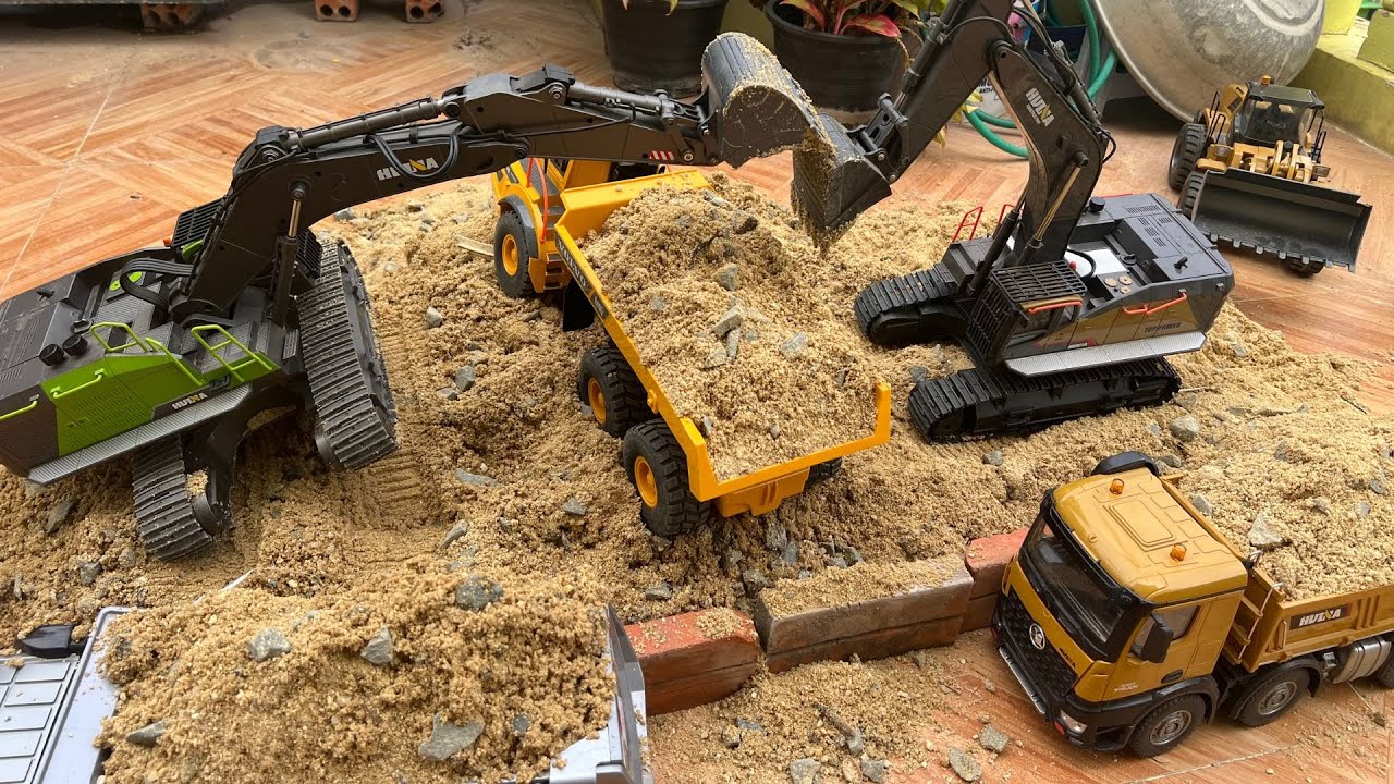 Ultimate RC Construction Crew in Action! Huina 1536 & 1593 Team Up as Huina 1583 Moves Sand Volvo