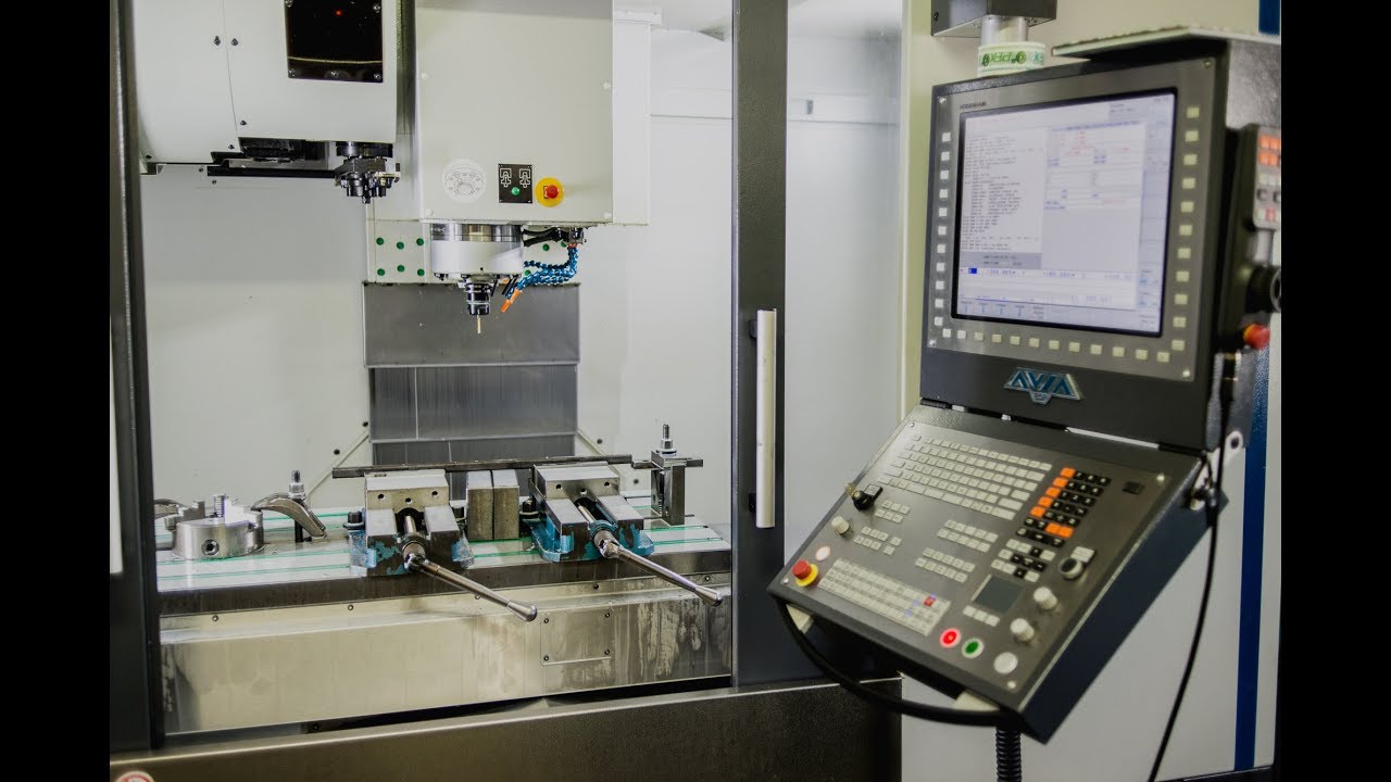 OBR&Oacute;BKA CNC - obrabiarka Avia VMC 1000 - PROFILEX