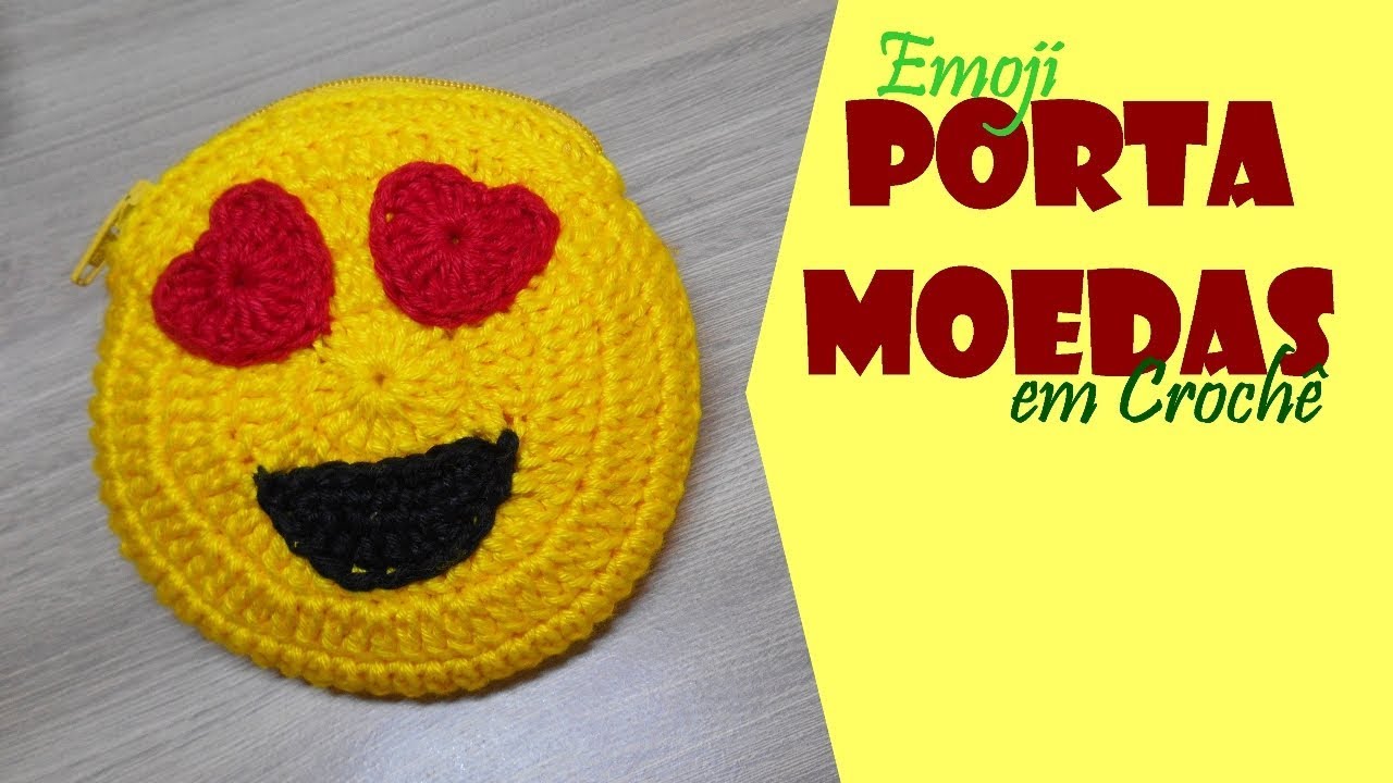 Porta Moedas de crochê em forma de Emoji por Carine Strieder