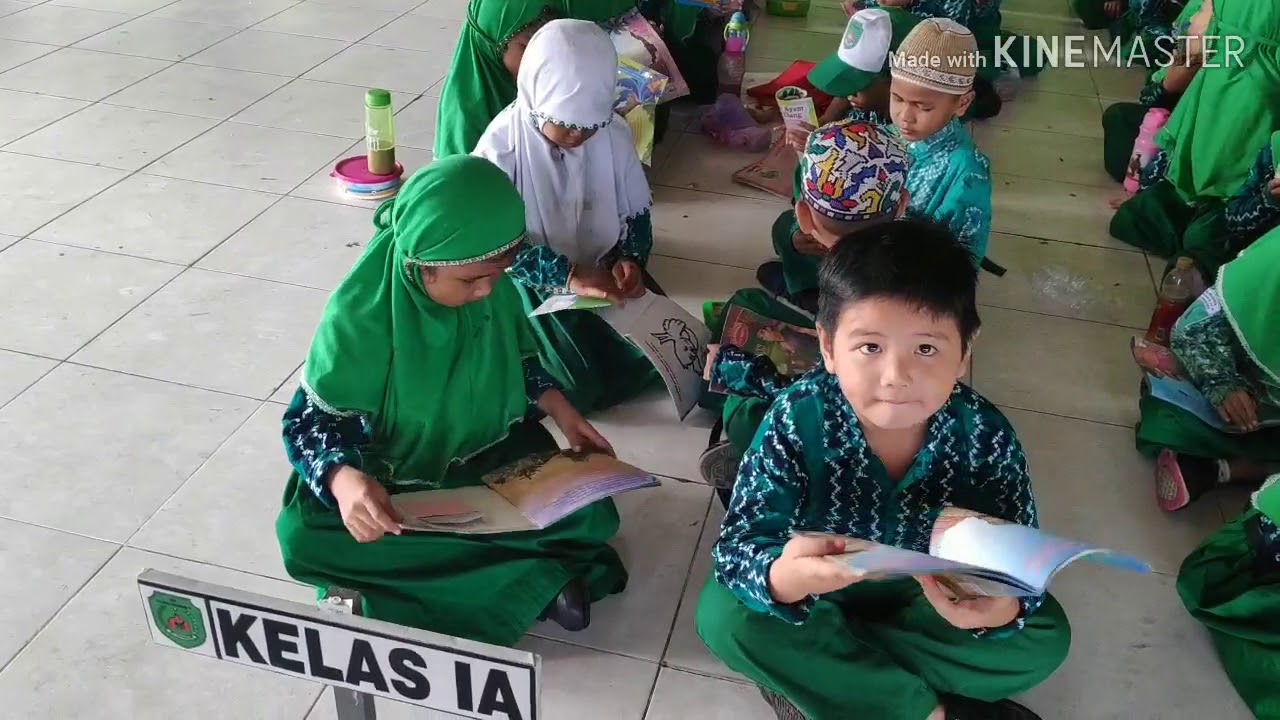 MI. Al-Mujahidin II Sehari Belajar di Luar Kelas