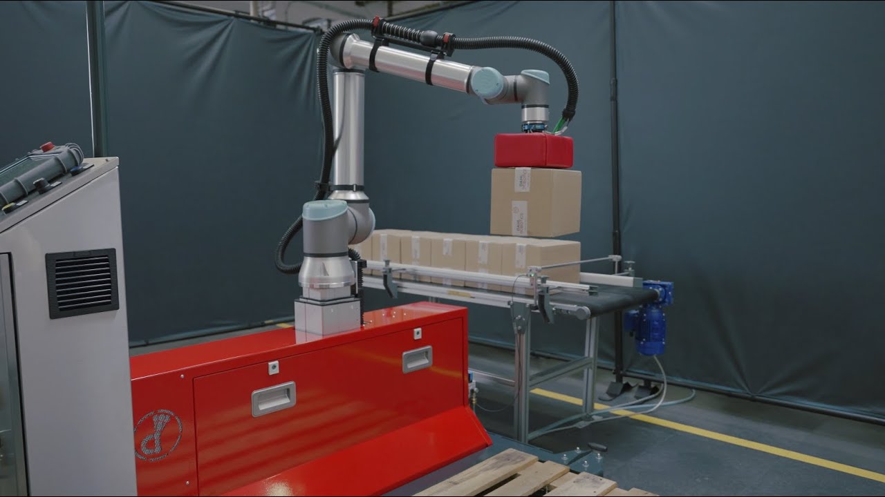 MOBILE ROBOTS Cobot Palletizer Universal Robots for Payloads up to 12.5 kg
